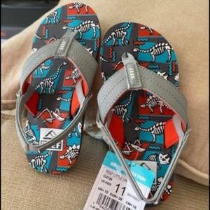 Toddler boy flip flops